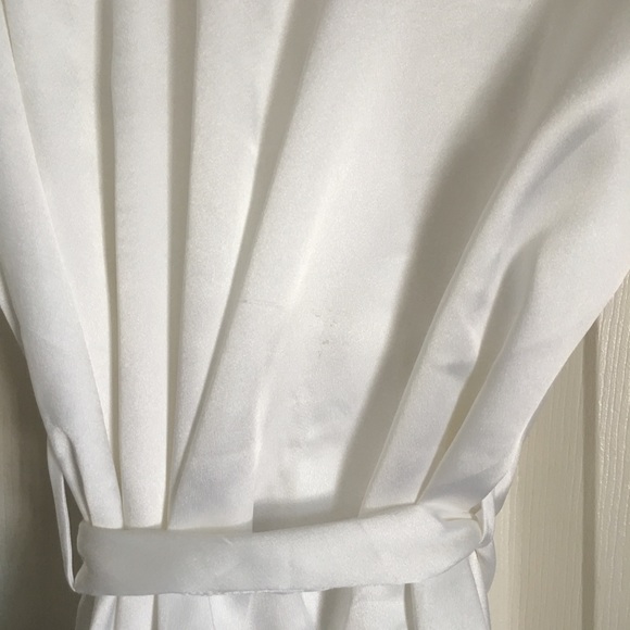 Victoria's Secret Bridal Robe | One Size - Picture 7 of 8